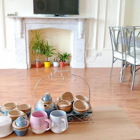 Apartment Full Nature Views Dancinglivingroom French Flat Whitby