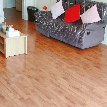 Full Nature Views Dancinglivingroom French Flat Apartment *